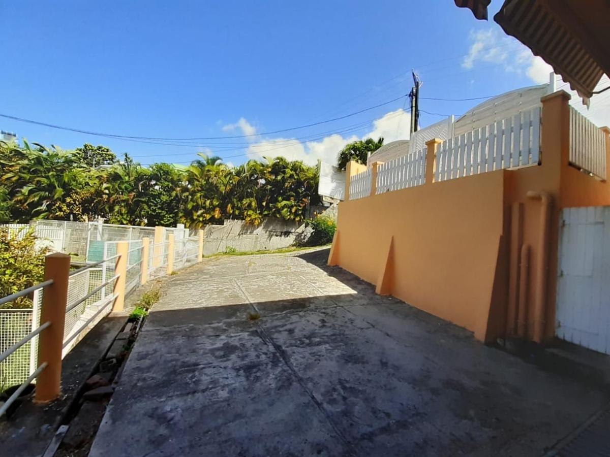 Studio Bien Equipe Le Gosier (Grande-Terre) Exterior foto